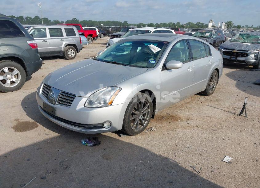 Photo 2 of 2004 Nissan Maxima 3.5 SE (VIN 1N4BA41E74C853609)