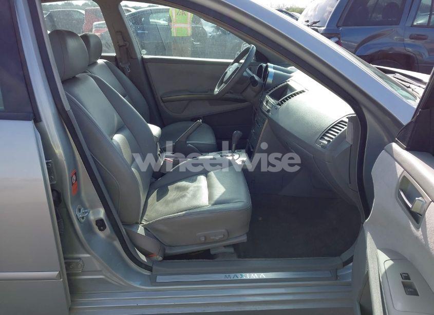 Photo 5 of 2004 Nissan Maxima 3.5 SE (VIN 1N4BA41E74C853609)