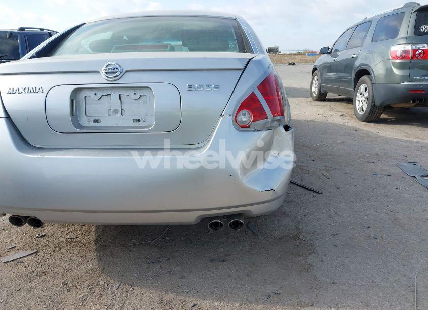 Photo 6 of 2004 Nissan Maxima 3.5 SE (VIN 1N4BA41E74C853609)