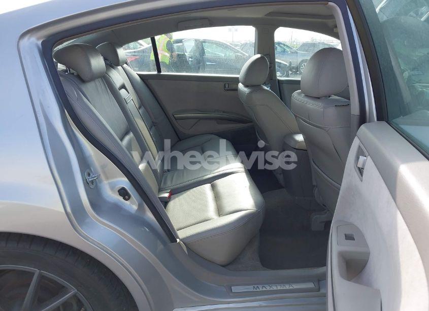 Photo 8 of 2004 Nissan Maxima 3.5 SE (VIN 1N4BA41E74C853609)