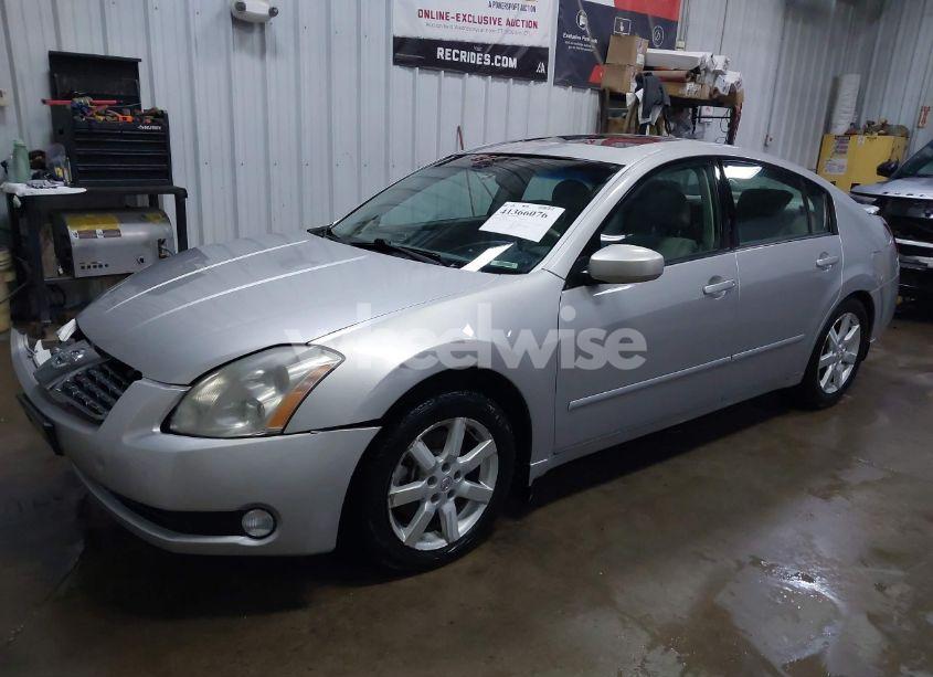 Photo 2 of 2005 Nissan Maxima 3.5 SL (VIN 1N4BA41E75C828243)