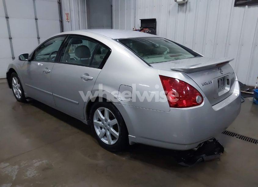 Photo 3 of 2005 Nissan Maxima 3.5 SL (VIN 1N4BA41E75C828243)