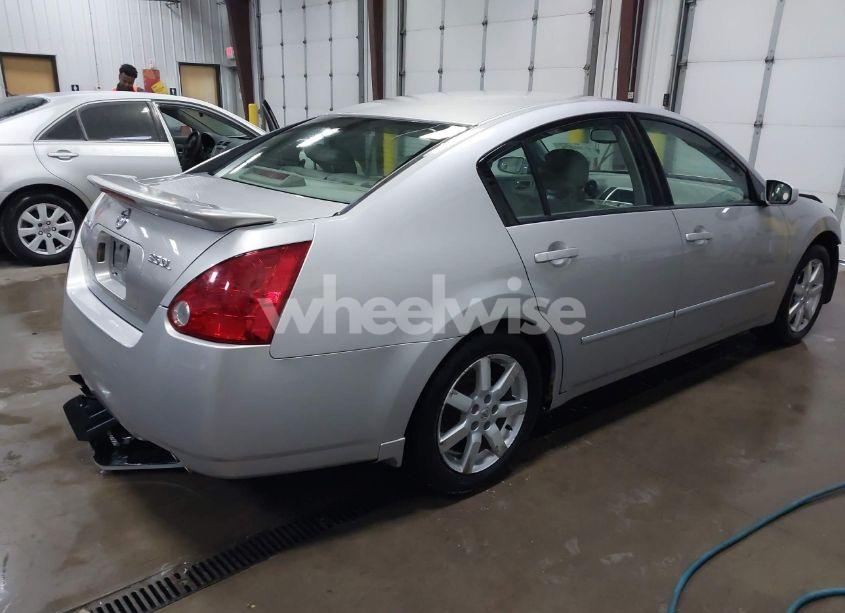 Photo 4 of 2005 Nissan Maxima 3.5 SL (VIN 1N4BA41E75C828243)
