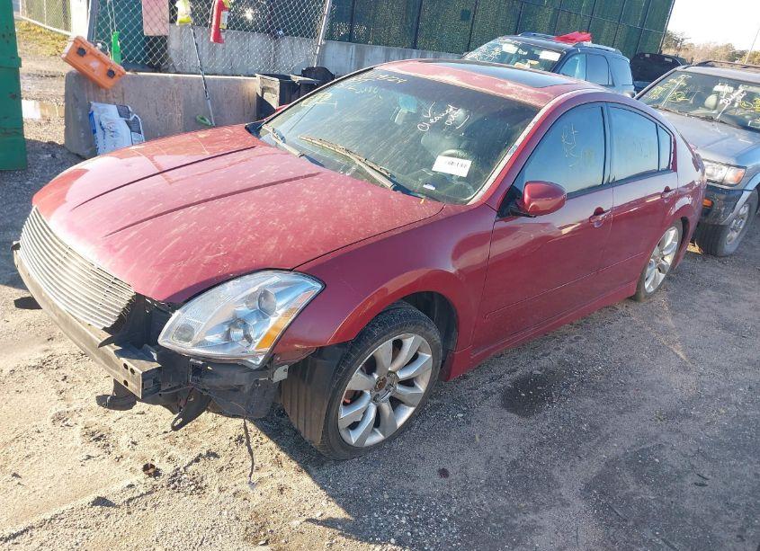Photo 2 of 2005 Nissan Maxima 3.5 SL (VIN 1N4BA41E75C854549)