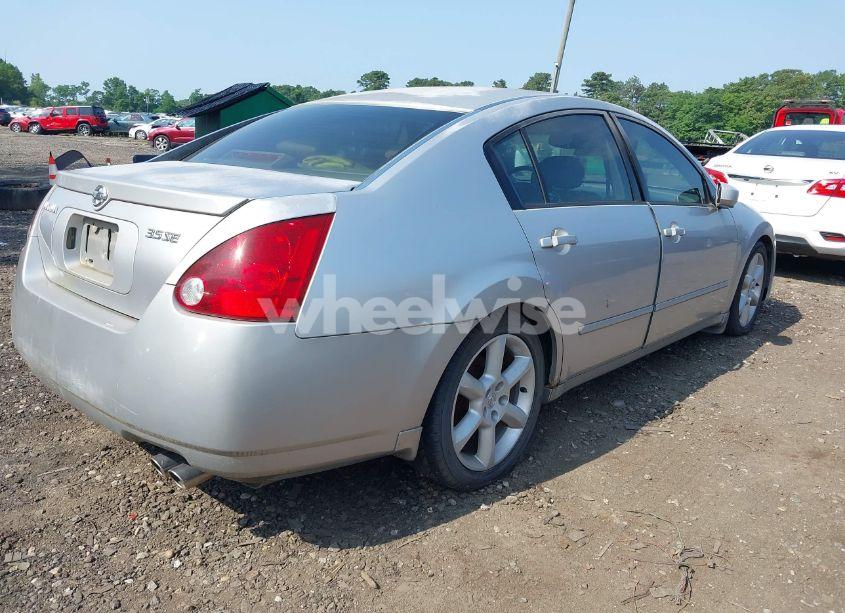 Photo 4 of 2004 Nissan Maxima 3.5 SE (VIN 1N4BA41E84C807609)