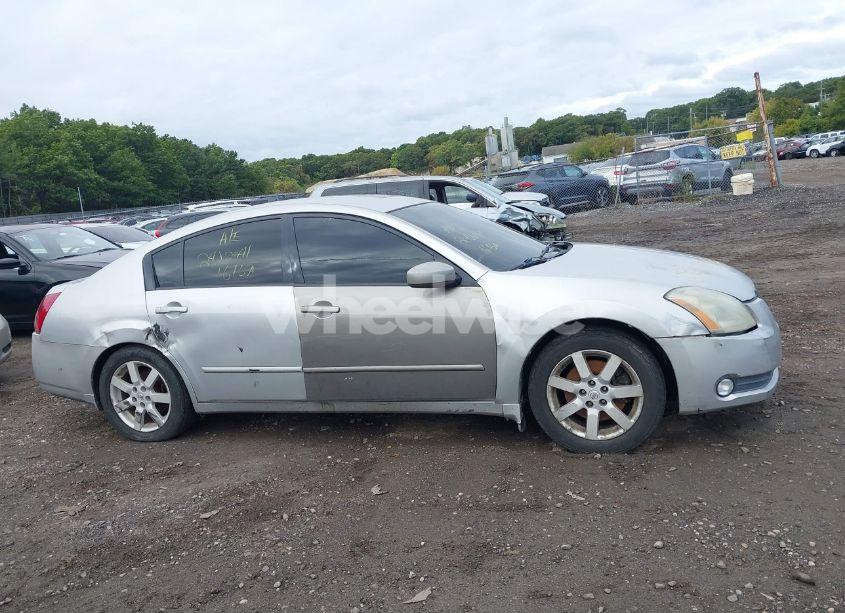 Photo 6 of 2004 Nissan Maxima 3.5 SL (VIN 1N4BA41E84C814141)