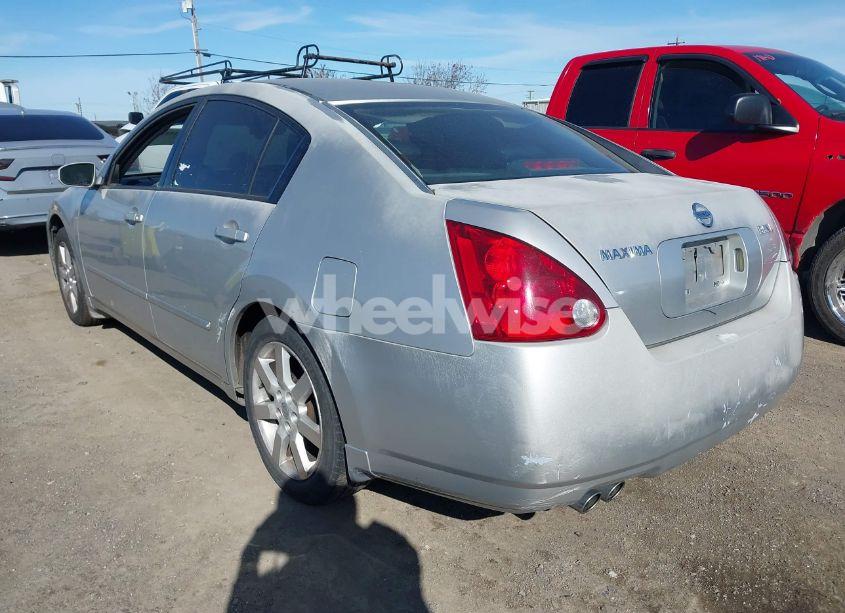 Photo 3 of 2004 Nissan Maxima 3.5 SL (VIN 1N4BA41E84C861606)