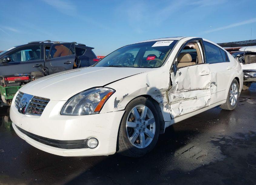 Photo 2 of 2005 Nissan Maxima 3.5 SL (VIN 1N4BA41E85C820684)