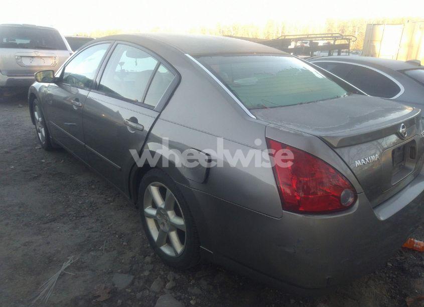Photo 3 of 2004 Nissan Maxima 3.5 SE (VIN 1N4BA41E94C849092)