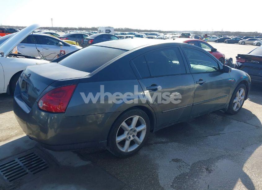 Photo 4 of 2005 Nissan Maxima 3.5 SE (VIN 1N4BA41EX5C872107)