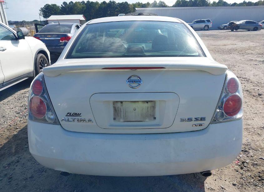 Photo 16 of 2005 Nissan Altima 3.5 SE (VIN 1N4BL11D05C394909)