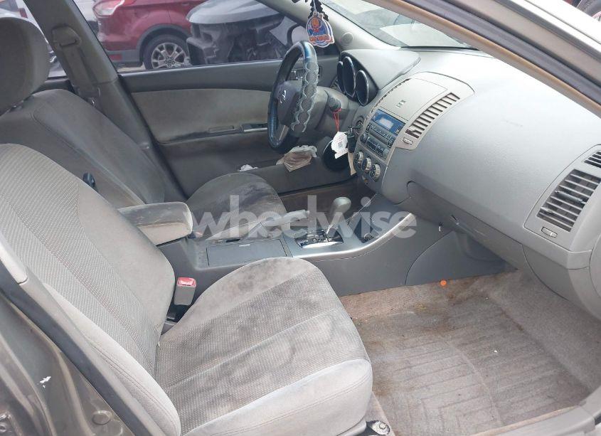 Photo 5 of 2005 Nissan Altima 3.5 SE (VIN 1N4BL11D05N430151)