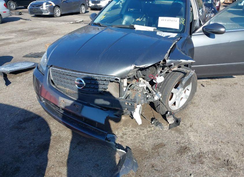 Photo 6 of 2006 Nissan Altima 3.5 SL (VIN 1N4BL11D06N444682)