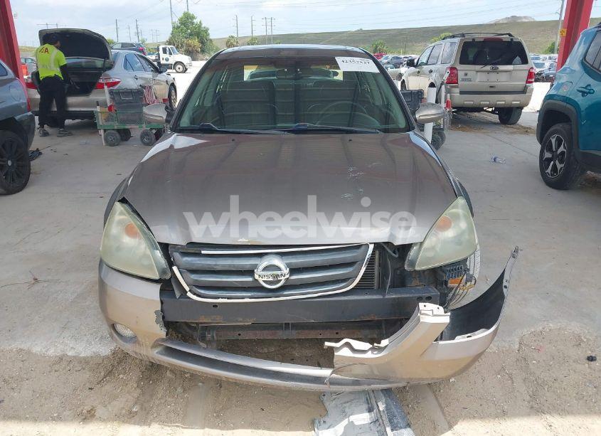 Photo 12 of 2003 Nissan Altima 3.5 SE (VIN 1N4BL11D13C290488)
