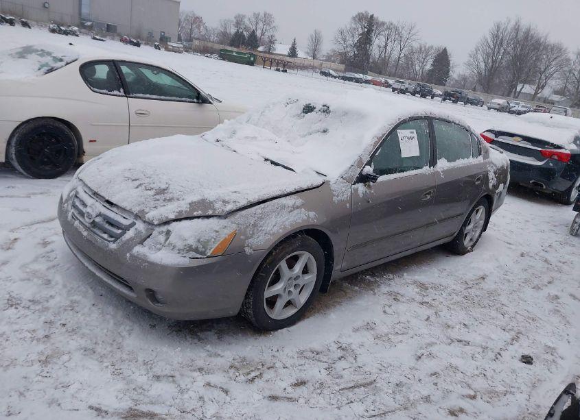 Photo 2 of 2004 Nissan Altima 3.5 SE (VIN 1N4BL11D14C167209)