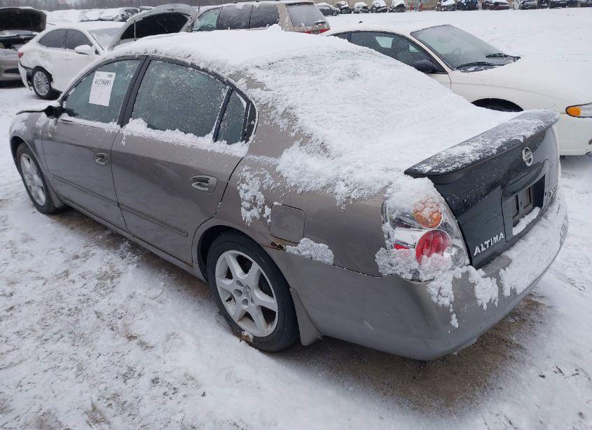 Photo 3 of 2004 Nissan Altima 3.5 SE (VIN 1N4BL11D14C167209)