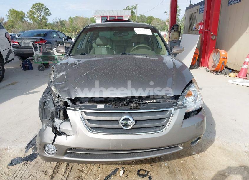 Photo 13 of 2002 Nissan Altima 3.5 SE (VIN 1N4BL11D22C245123)