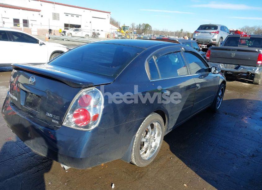 Photo 4 of 2006 Nissan Altima 3.5 SE (VIN 1N4BL11D26C224777)