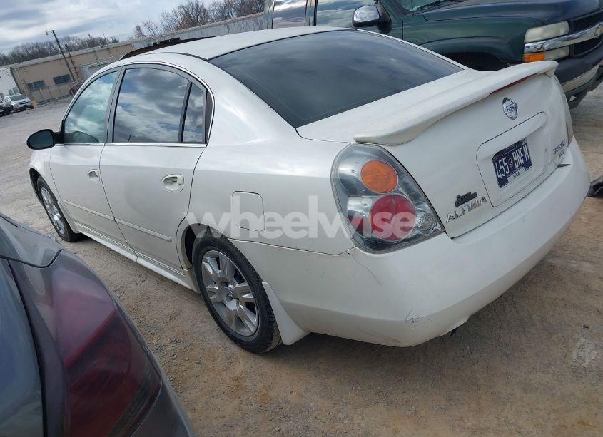 Photo 3 of 2004 Nissan Altima 3.5 SE (VIN 1N4BL11D34C120554)