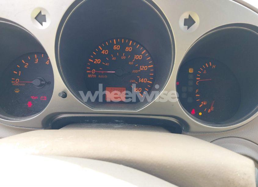 Photo 7 of 2004 Nissan Altima 3.5 SE (VIN 1N4BL11D34C120554)