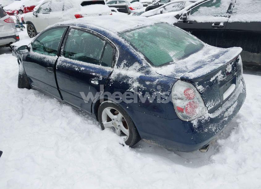 Photo 3 of 2005 Nissan Altima 3.5 SE (VIN 1N4BL11D35C100385)