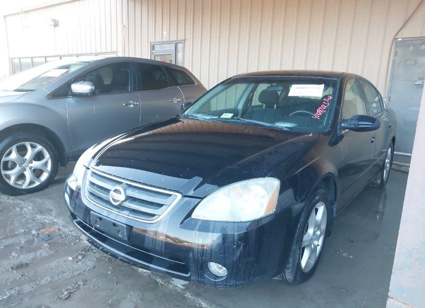Photo 2 of 2004 Nissan Altima 3.5 SE (VIN 1N4BL11D44C181766)