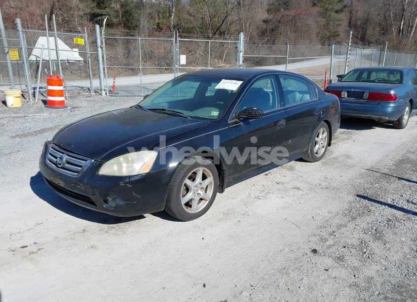Photo 2 of 2004 Nissan Altima 3.5 SE (VIN 1N4BL11D44C182979)
