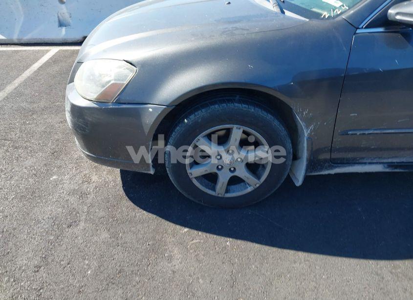 Photo 12 of 2005 Nissan Altima 3.5 SL (VIN 1N4BL11D45N455716)