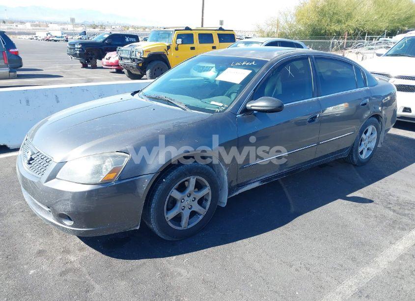 Photo 2 of 2005 Nissan Altima 3.5 SL (VIN 1N4BL11D45N455716)