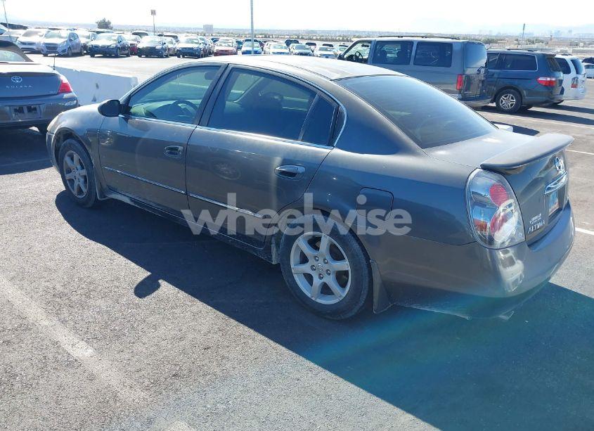 Photo 3 of 2005 Nissan Altima 3.5 SL (VIN 1N4BL11D45N455716)