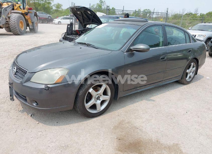 Photo 2 of 2005 Nissan Altima 3.5 SE (VIN 1N4BL11D55C167862)