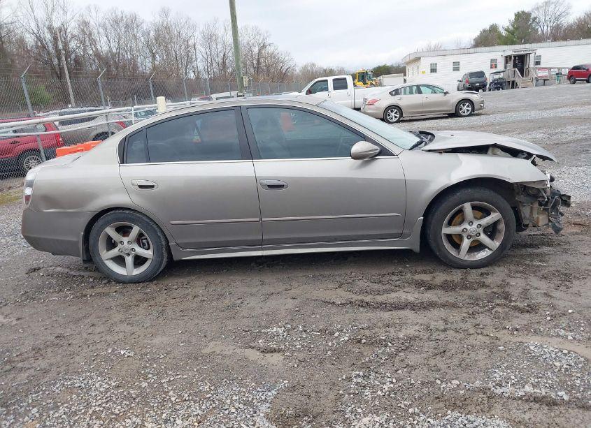 Photo 13 of 2005 Nissan Altima 3.5 SE (VIN 1N4BL11D55C386594)