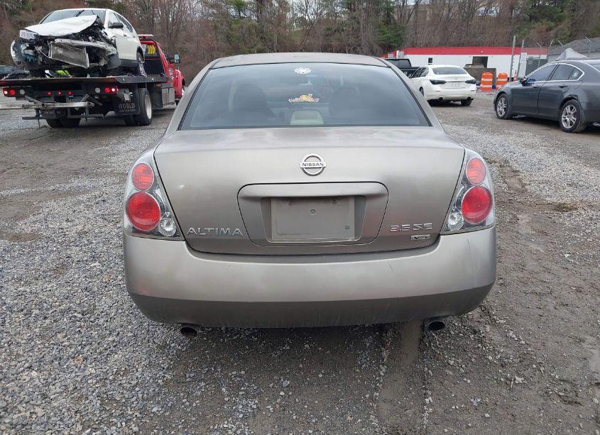 Photo 16 of 2005 Nissan Altima 3.5 SE (VIN 1N4BL11D55C386594)