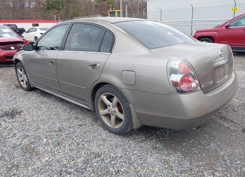 Photo 3 of 2005 Nissan Altima 3.5 SE (VIN 1N4BL11D55C386594)