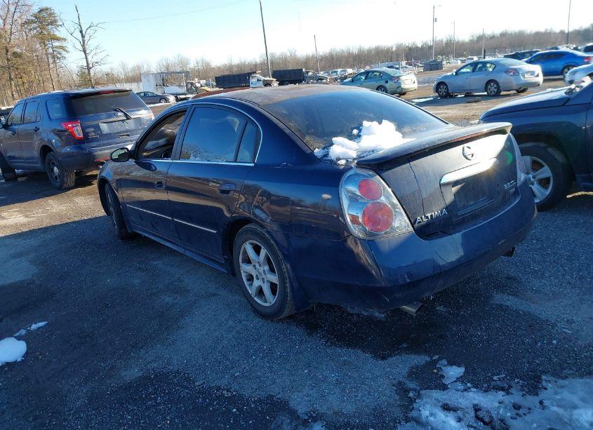 Photo 3 of 2005 Nissan Altima 3.5 SL (VIN 1N4BL11D55N475652)