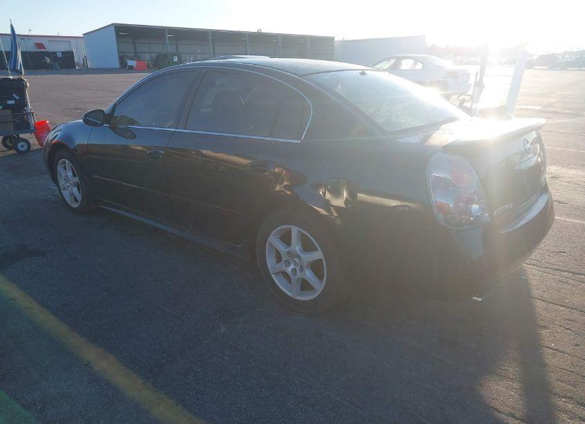 Photo 3 of 2003 Nissan Altima 3.5 SE (VIN 1N4BL11D63C108851)