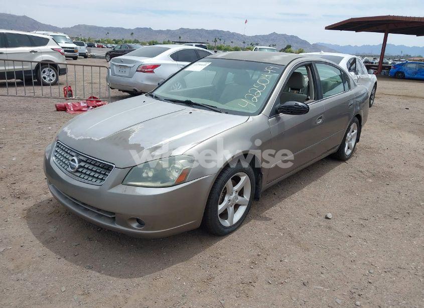 Photo 2 of 2005 Nissan Altima 3.5 SE (VIN 1N4BL11D65C144140)