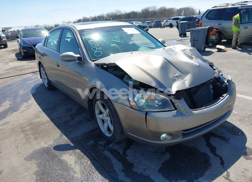 2005 Nissan Altima 3.5 SE (VIN 1N4BL11D65C148642) main photo
