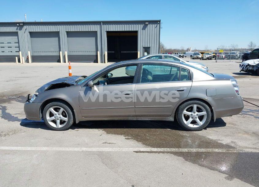 Photo 14 of 2005 Nissan Altima 3.5 SE (VIN 1N4BL11D65C148642)