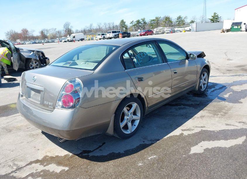 Photo 4 of 2005 Nissan Altima 3.5 SE (VIN 1N4BL11D65C148642)