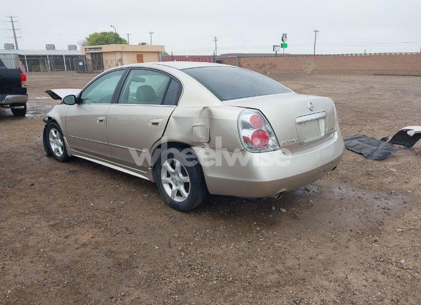 Photo 3 of 2005 Nissan Altima 3.5 SL (VIN 1N4BL11D75C153820)