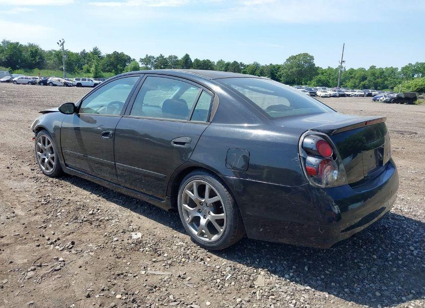 Photo 3 of 2005 Nissan Altima 3.5 SE-R (VIN 1N4BL11D75C246322)