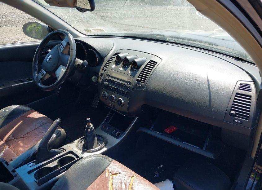 Photo 5 of 2005 Nissan Altima 3.5 SE-R (VIN 1N4BL11D75C246322)