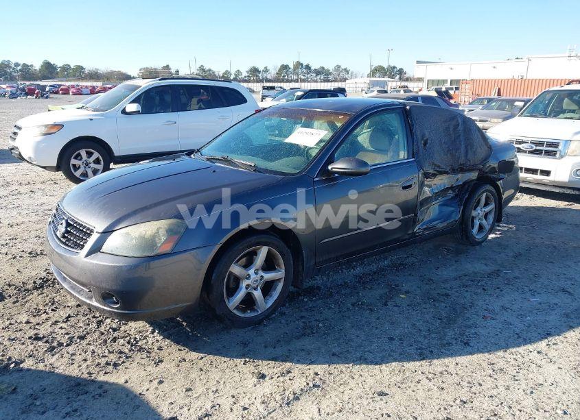 Photo 2 of 2006 Nissan Altima 3.5 SE (VIN 1N4BL11D76N358463)