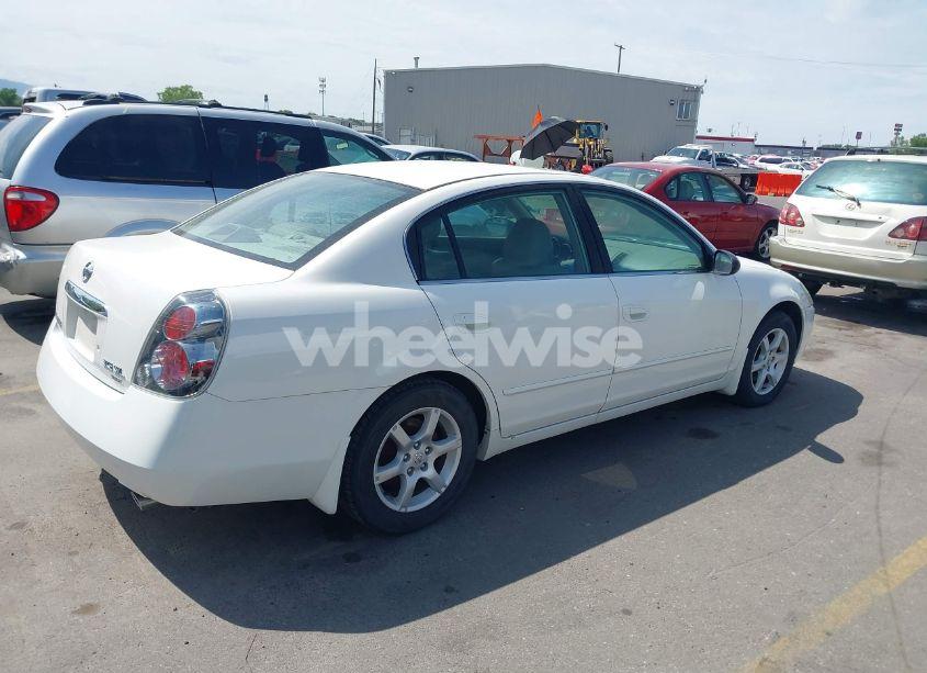 Photo 4 of 2006 Nissan Altima 3.5 SL (VIN 1N4BL11D76N458904)