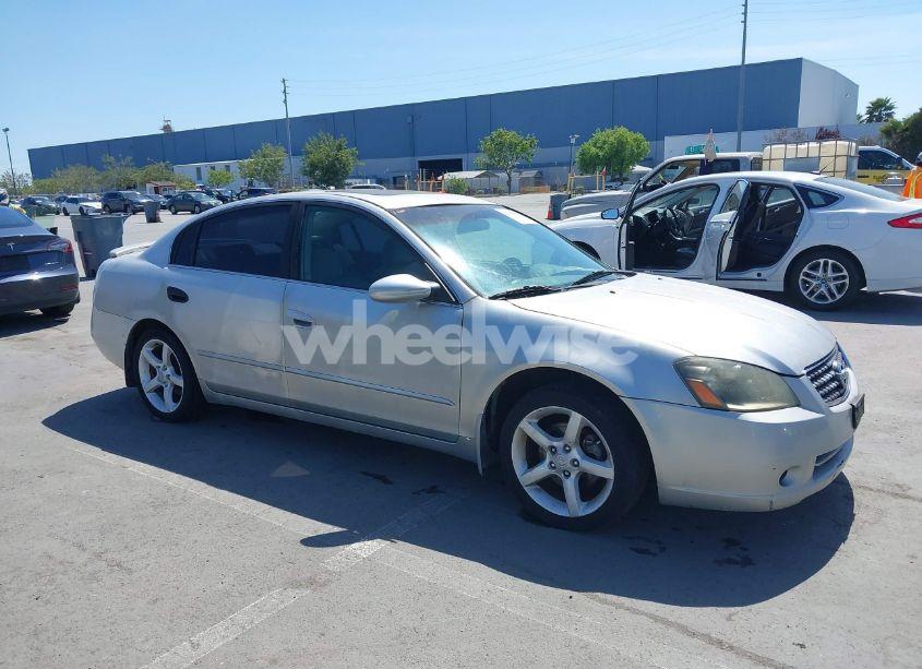 2005 Nissan Altima 3.5 SE (VIN 1N4BL11D85C199530) main photo