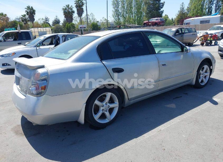 Photo 4 of 2005 Nissan Altima 3.5 SE (VIN 1N4BL11D85C199530)