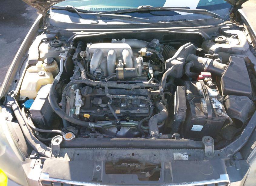 Photo 10 of 2005 Nissan Altima 3.5 SE (VIN 1N4BL11D85C200921)