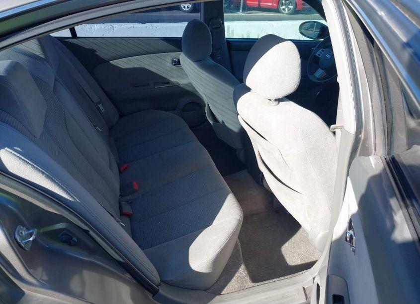 Photo 8 of 2005 Nissan Altima 3.5 SE (VIN 1N4BL11D85C200921)