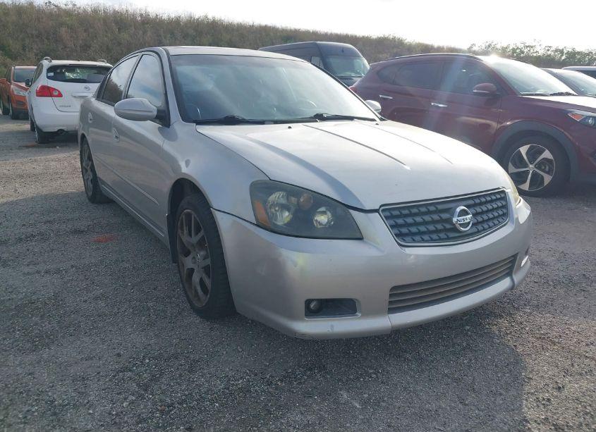 2005 Nissan Altima 3.5 SE-R (VIN 1N4BL11D85C253408) main photo